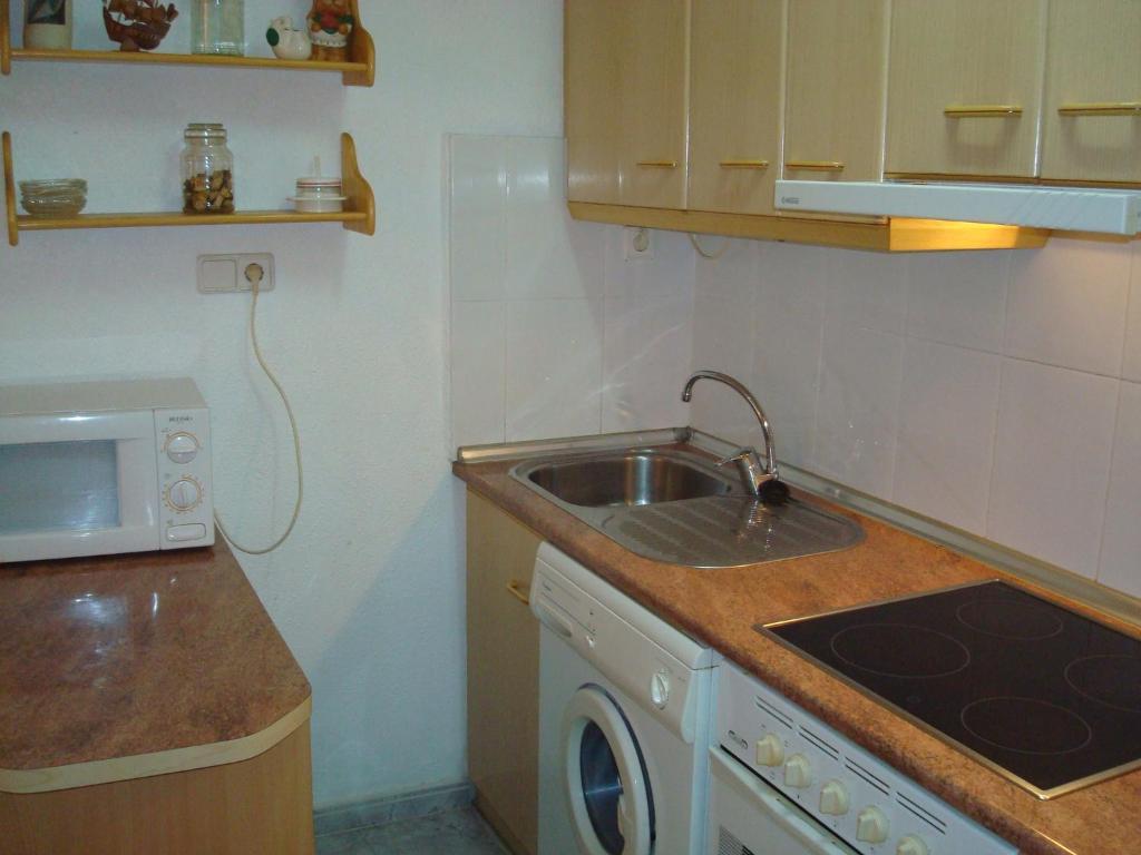 Rentalmar Family Acantilados Salou Zimmer foto